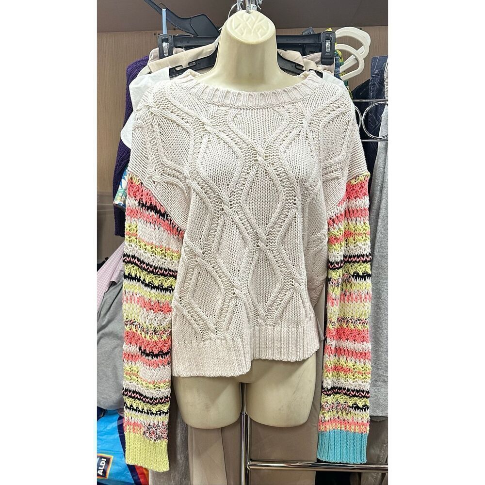 Lisa Todd Pull Over Sweater in Cream NWT Size Small
